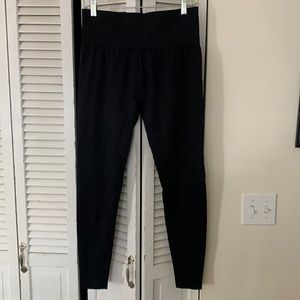 AMAZON LEGGINGS SIZE XL